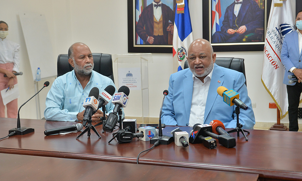 El docente entre el deber y la necesidad