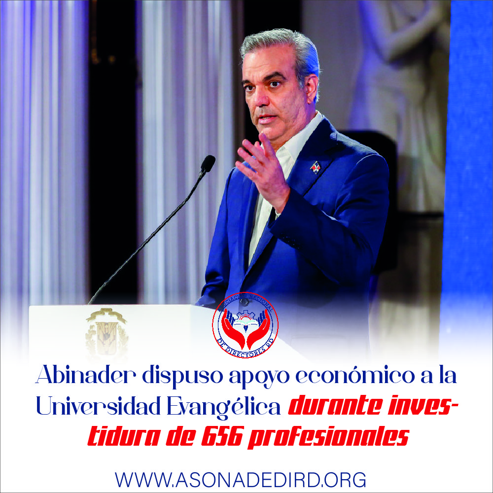 Abinader dispuso apoyo económico a la Universidad Evangélica durante investidura de 656 profesionales